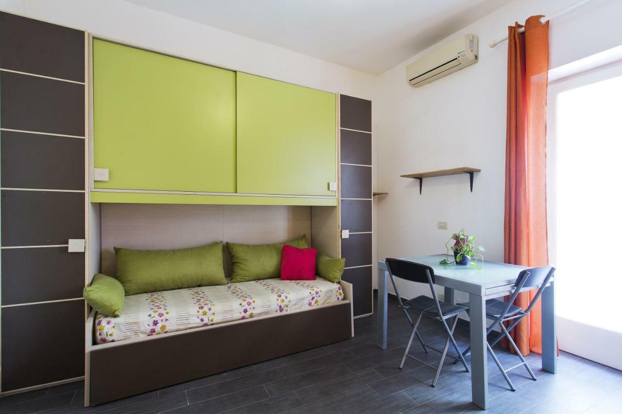 Apartament Monfenera *